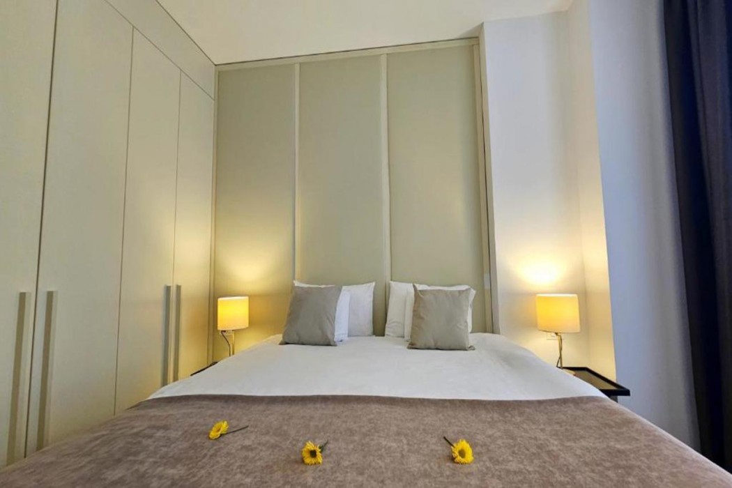 Royalis Suites 16/32