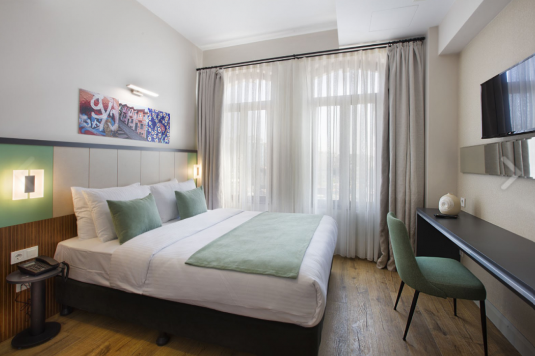 JUNO RESIDENCES 7/40