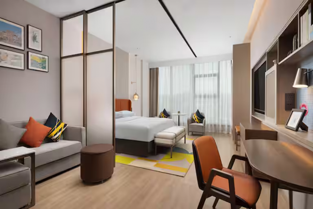 Home2 Suites by Hilton Yibin Gaoxian 12/35