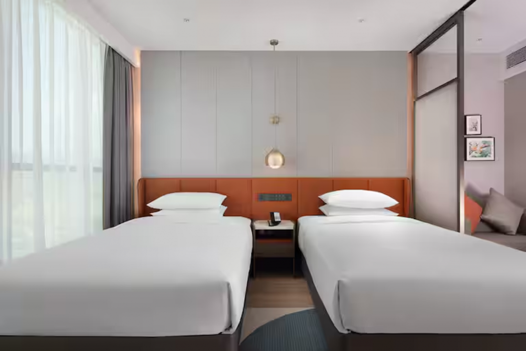 Home2 Suites by Hilton Chengdu Huaizhou New Town 10/77