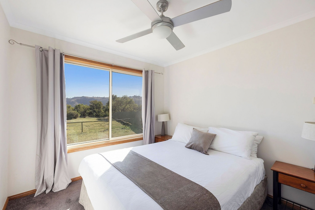 Room at Reflections Holiday Parks Grabine Lakeside, Bigga