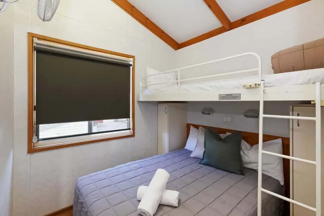 Room at Reflections Holiday Parks Mookerawa Waters, Mookerawa