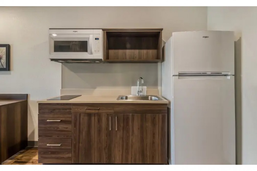 WoodSpring Suites Libertyville - Chicago 13/60