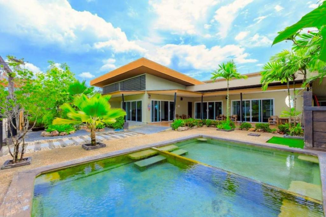 Saline Hot Spring Resort photo1