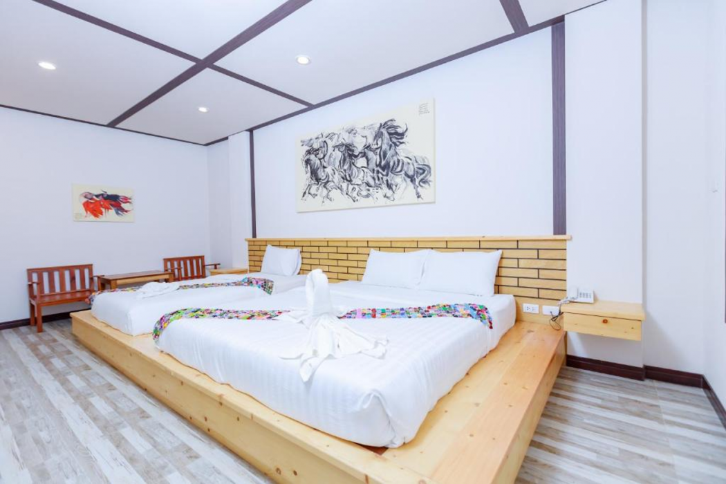Saline Hot Spring Resort 10/62