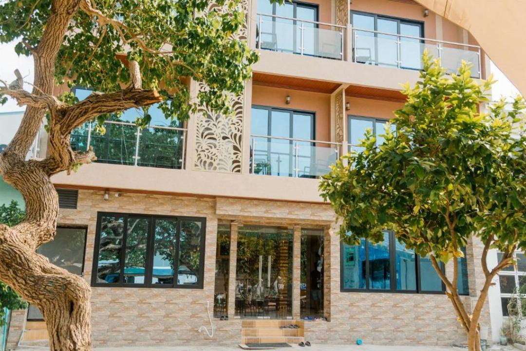 AIMI Beach Hotel 9/64