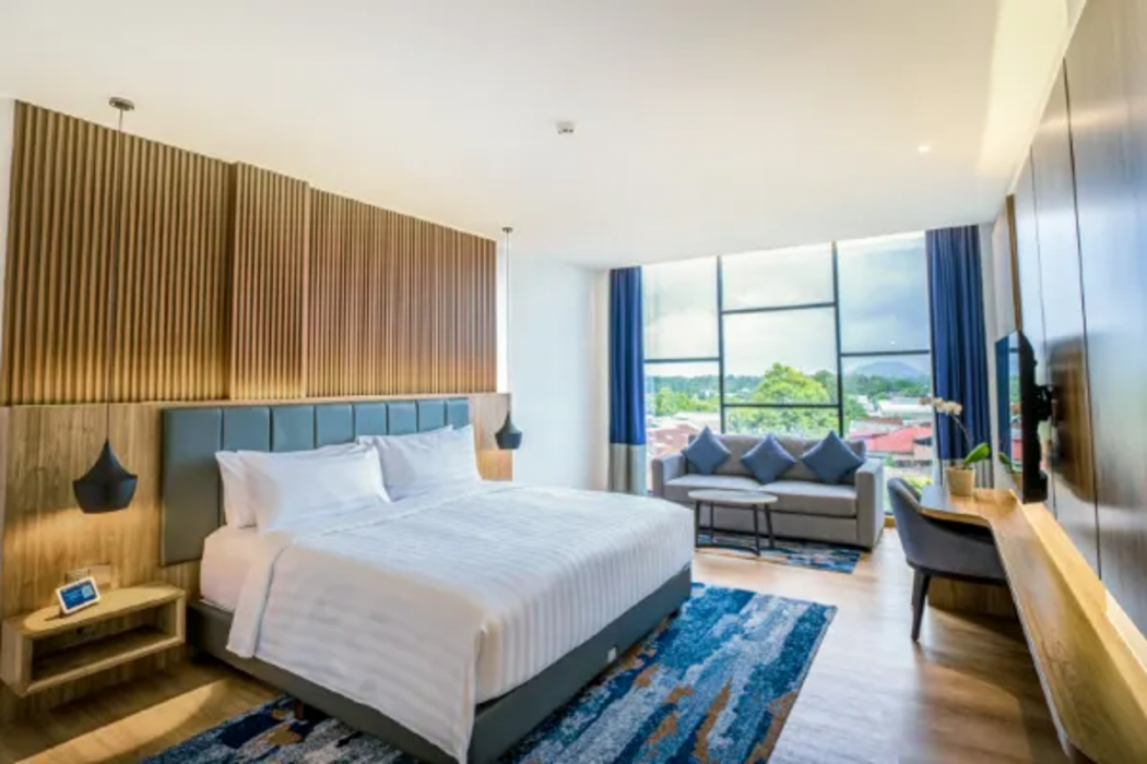 Aston Emidary Bangka Hotel and Conference Center 15/57