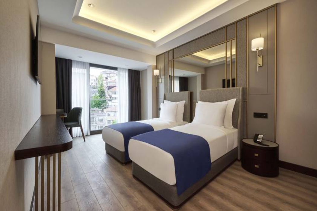 Ciragan Hotel Bosphorus Istanbul 15/68