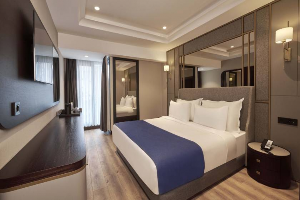 Ciragan Hotel Bosphorus Istanbul 16/68