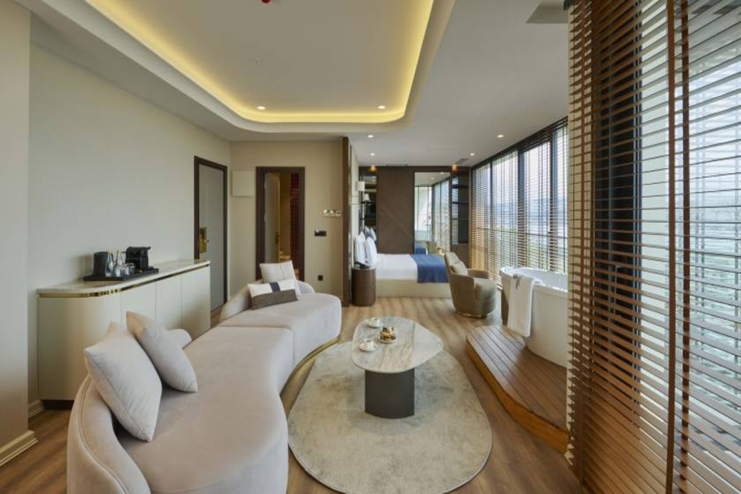Ciragan Hotel Bosphorus Istanbul 17/68