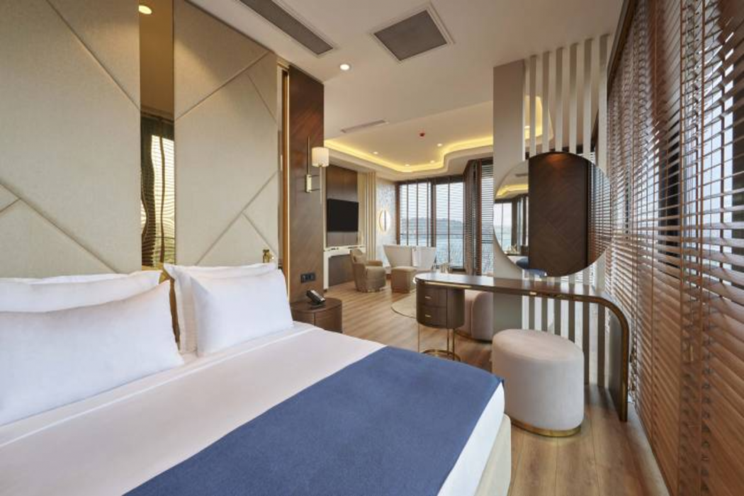 Ciragan Hotel Bosphorus Istanbul 18/68
