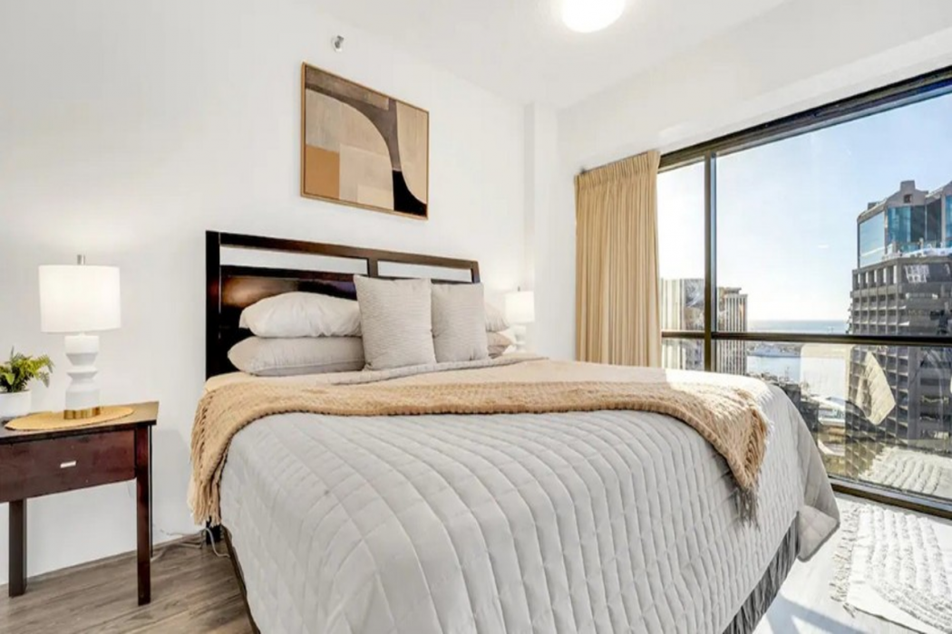 Bishop Suites At The Executive Centre 13/33