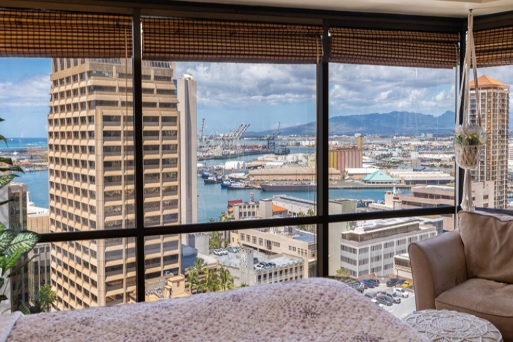Bishop Suites At The Executive Centre 17/33