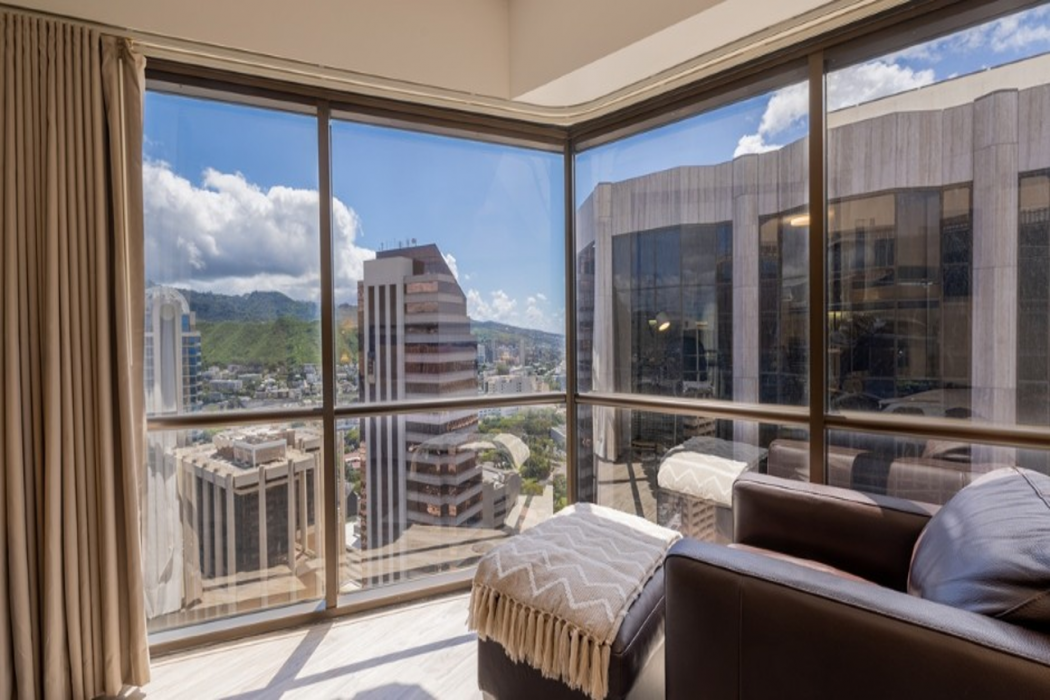Bishop Suites At The Executive Centre 26/33