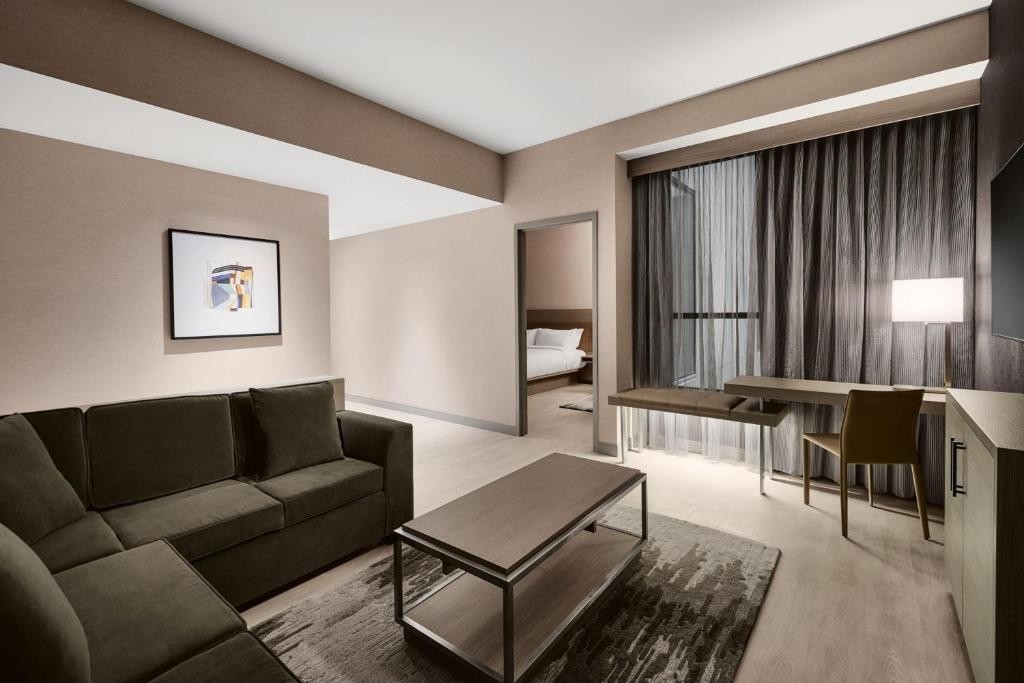 AC Hotel by Marriott Kansas City Downtown 5/17