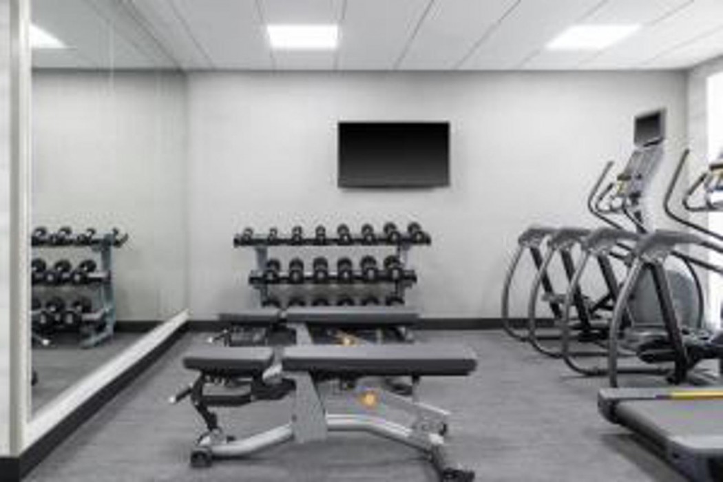 Fairfield Inn & Suites by Marriott Detroit Taylor 19/36