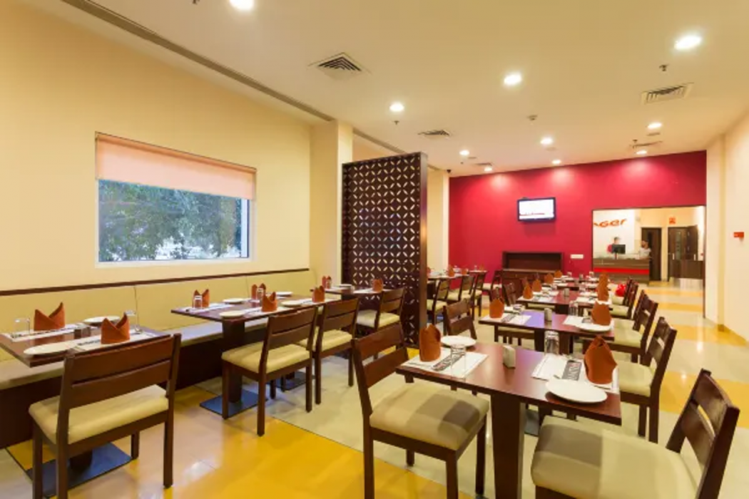 Ginger Noida City Center 15/26