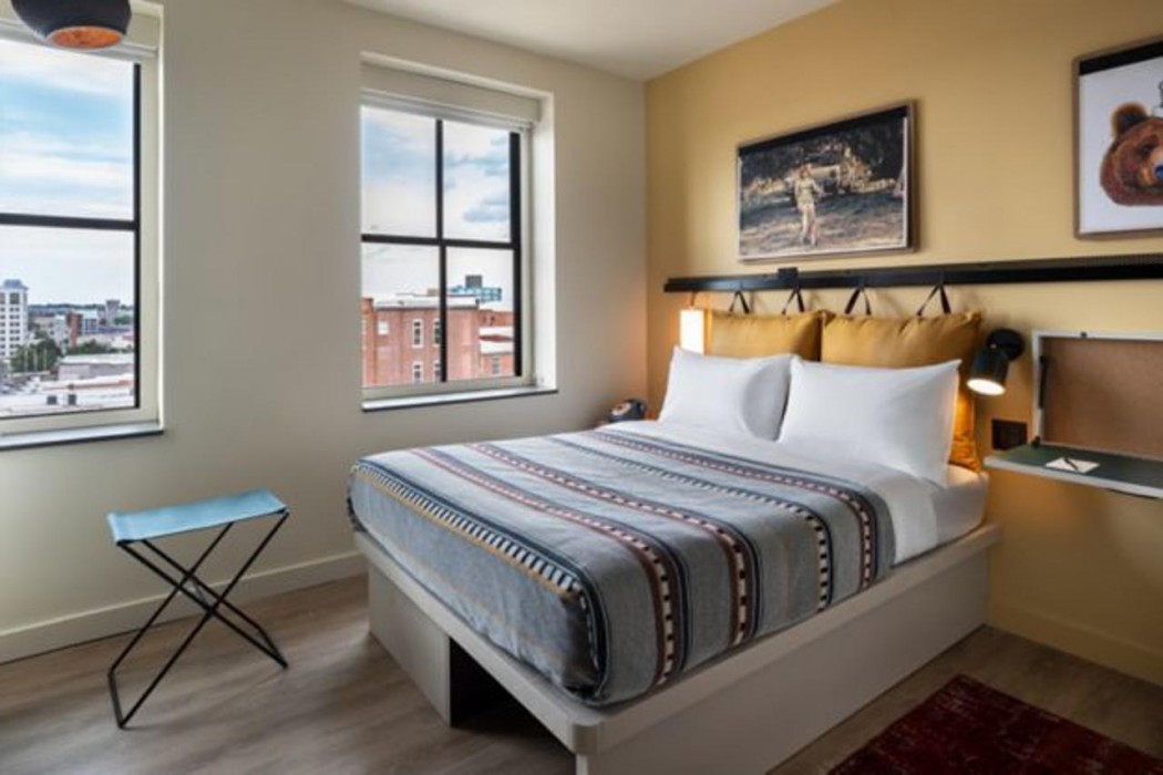 Moxy Springfield Downtown 10/55