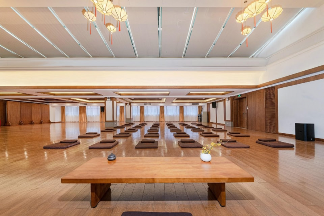 Heyuan Bavarian Manor Argyle Resort and Austere Bodhi Hotel 6/10