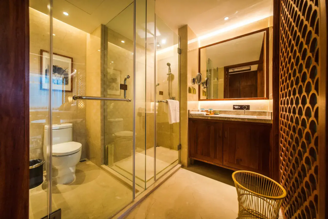 Huzhou Redwood Room Hotel (Taihu Moon Plaza) 17/35
