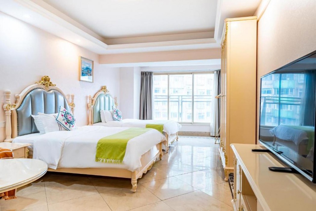 Wanyi Boutique Waifiden Apartment (Guangzhou Beijing Rd Pedestrian St Haizhu Square Metro Station) 6/12