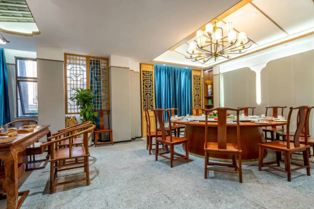 Waifiden Hotel (Xiaobei Subway Station Donghai Building) 12/13