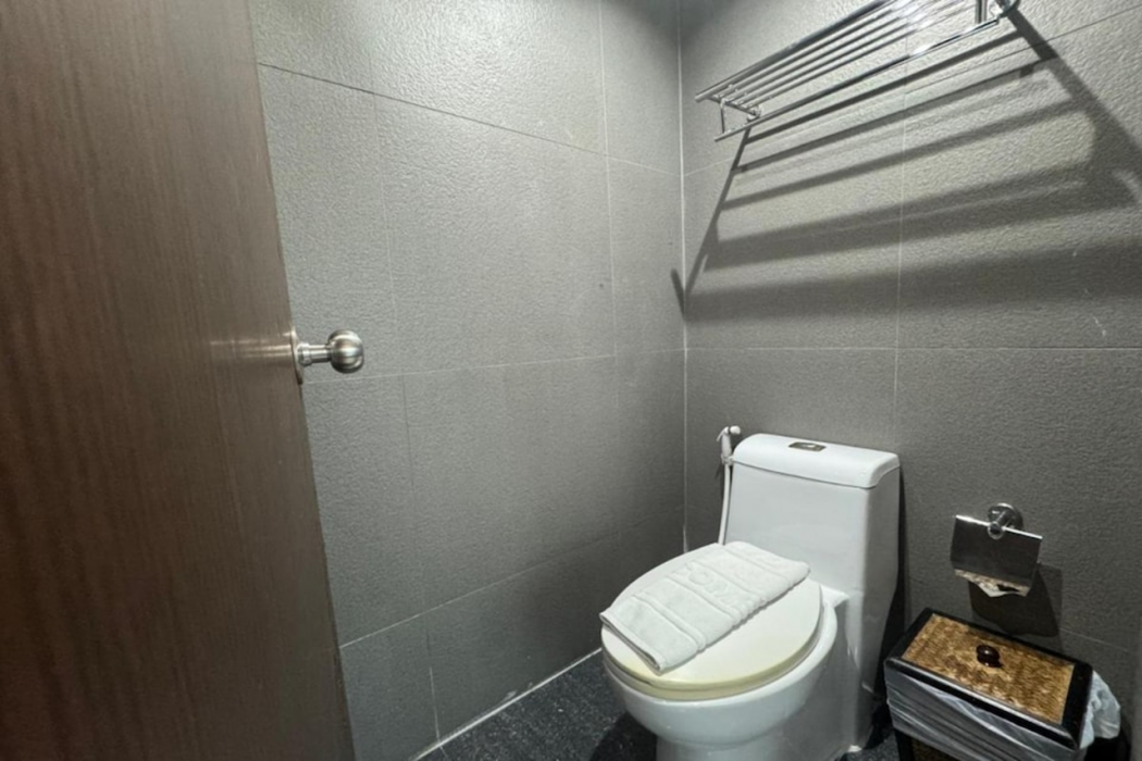 Hotel O Hotel 916 12/32