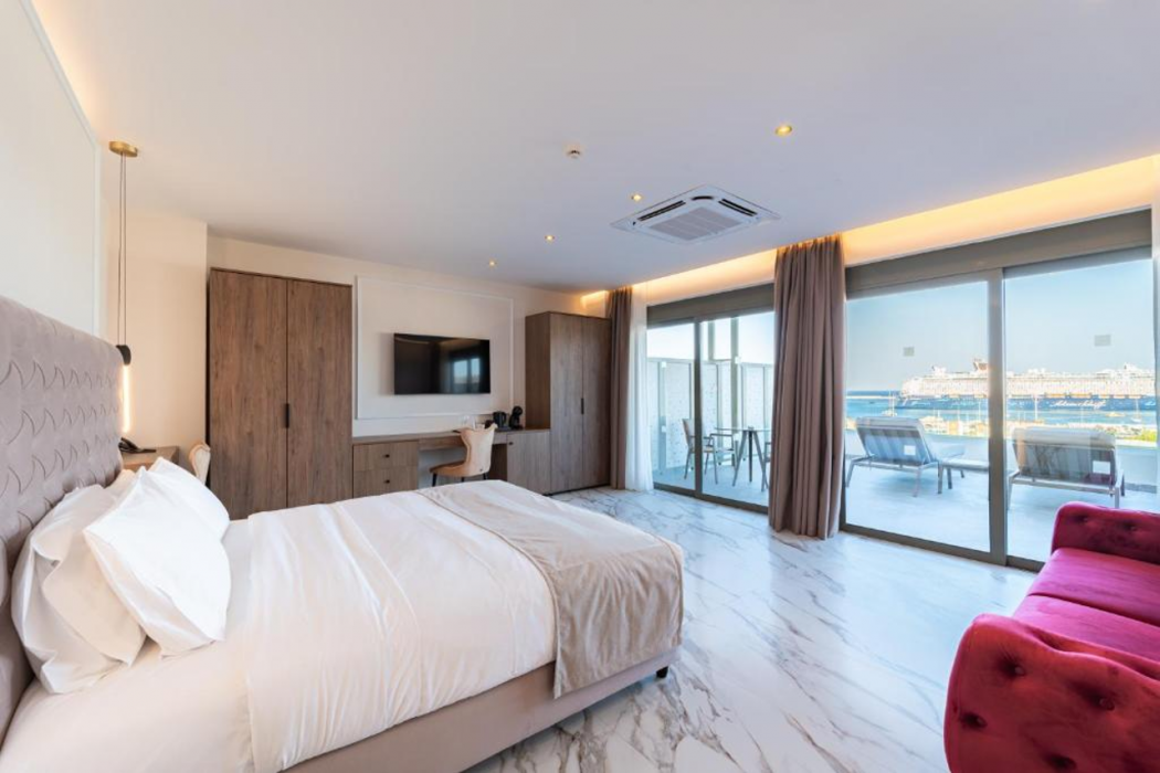 Philia Center Suites 29/73
