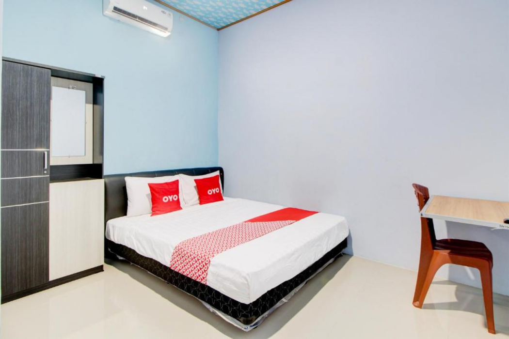 Hotel O Alun-Alun Purwokerto Near Gor Satria Purwokerto Formerly Guest House Blessing 13/32