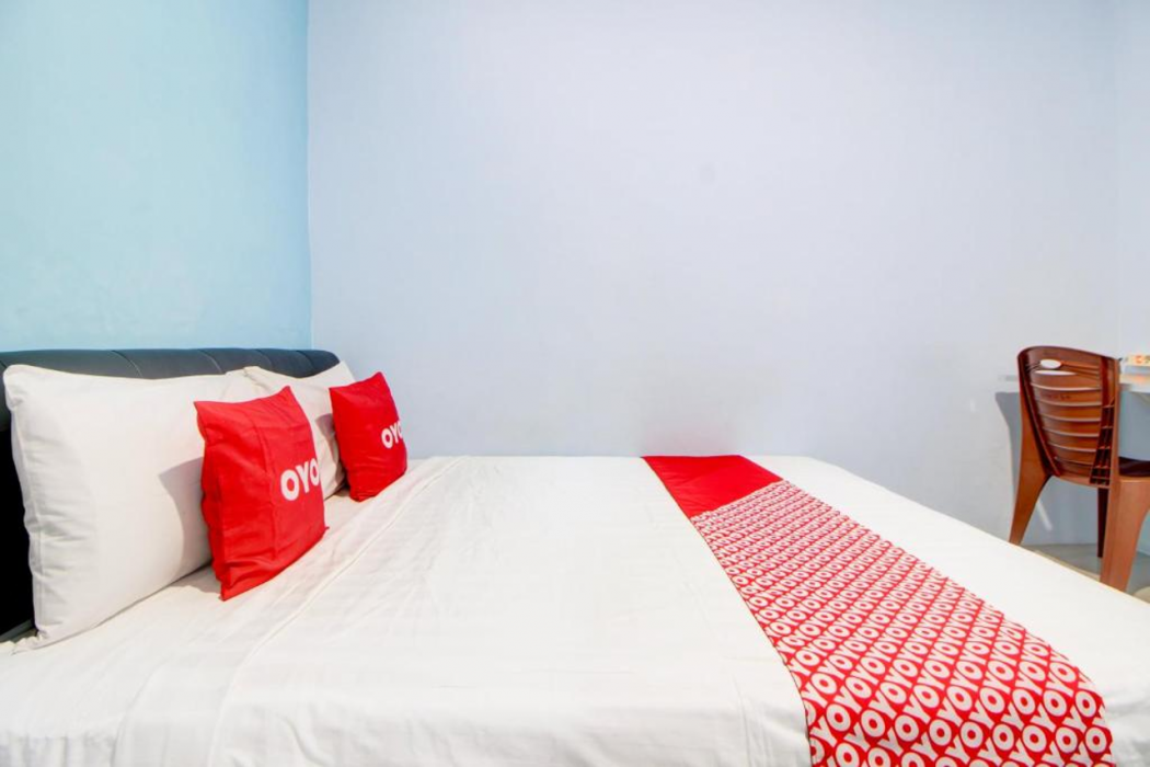 Hotel O Alun-Alun Purwokerto Near Gor Satria Purwokerto Formerly Guest House Blessing 15/32