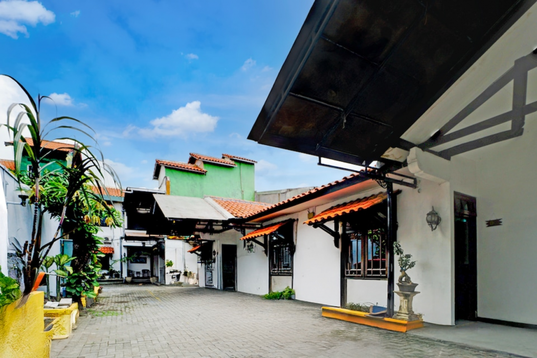 Hotel O Bungurasih Near Juanda International Airport Formerly Griya Waru Hotel