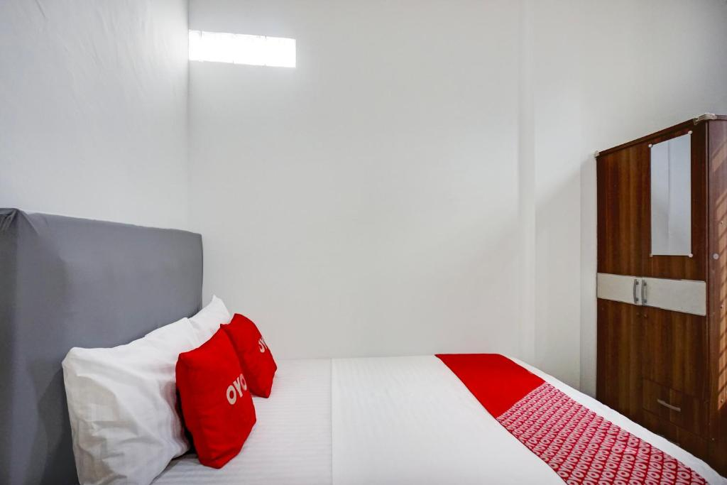 Hotel O Medan near Universitas Sumatera Utara formerly Surya Residence 23/42