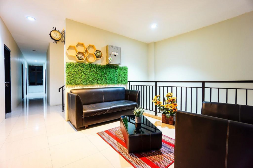 Lobby at Hotel O Manado near Gereja Advent Tikala Baru formerly Rid's Hotel, MANADO