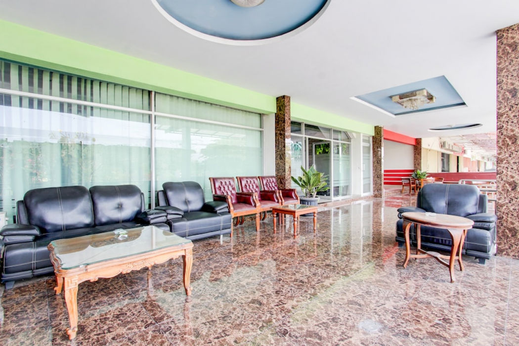 Hotel O Jalan Slamet Riyadi Near Bandara Adi Soemarmo Formerly Amanah Sejahtera 8/32