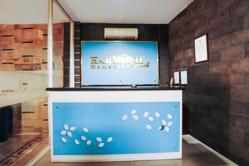 Lobby at Hotel O Symphony Homestay Tlogomas, MALANG