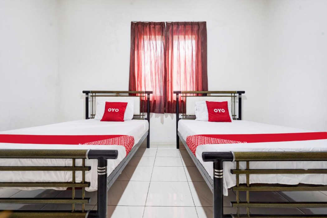 Hotel O Rappocini Near Rsia Paramount 18/45