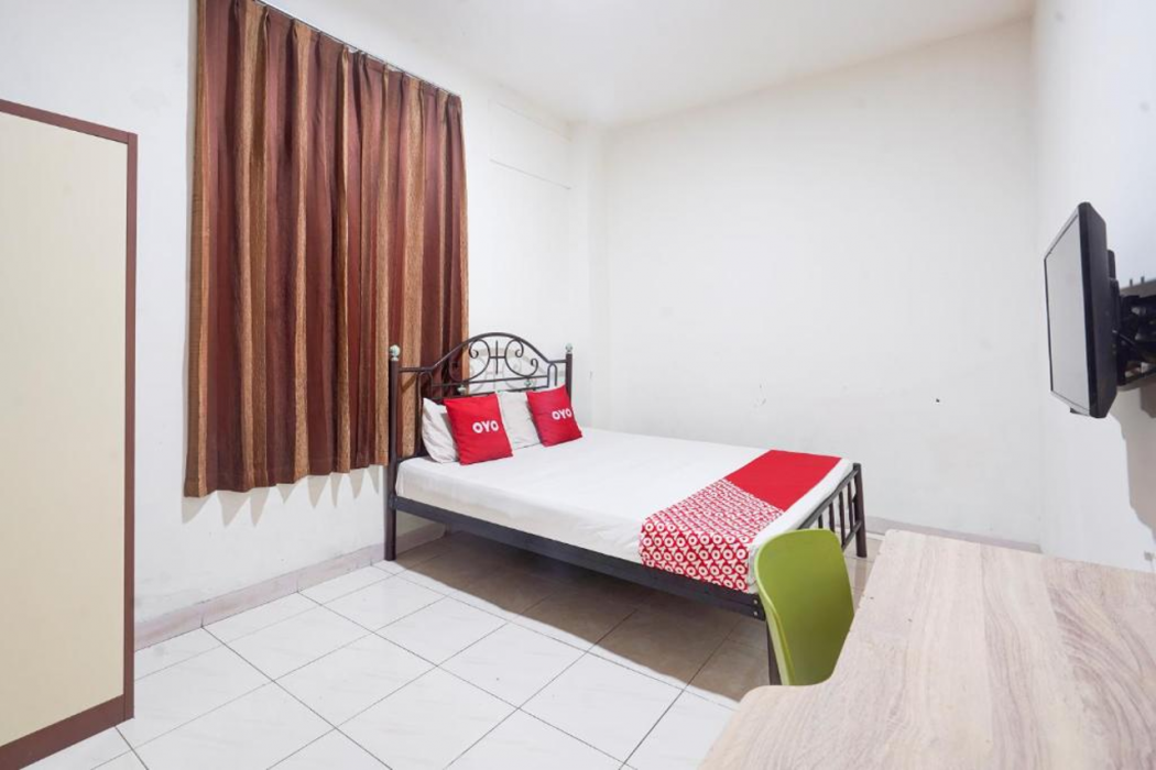 Hotel O Rappocini Near Rsia Paramount 19/45