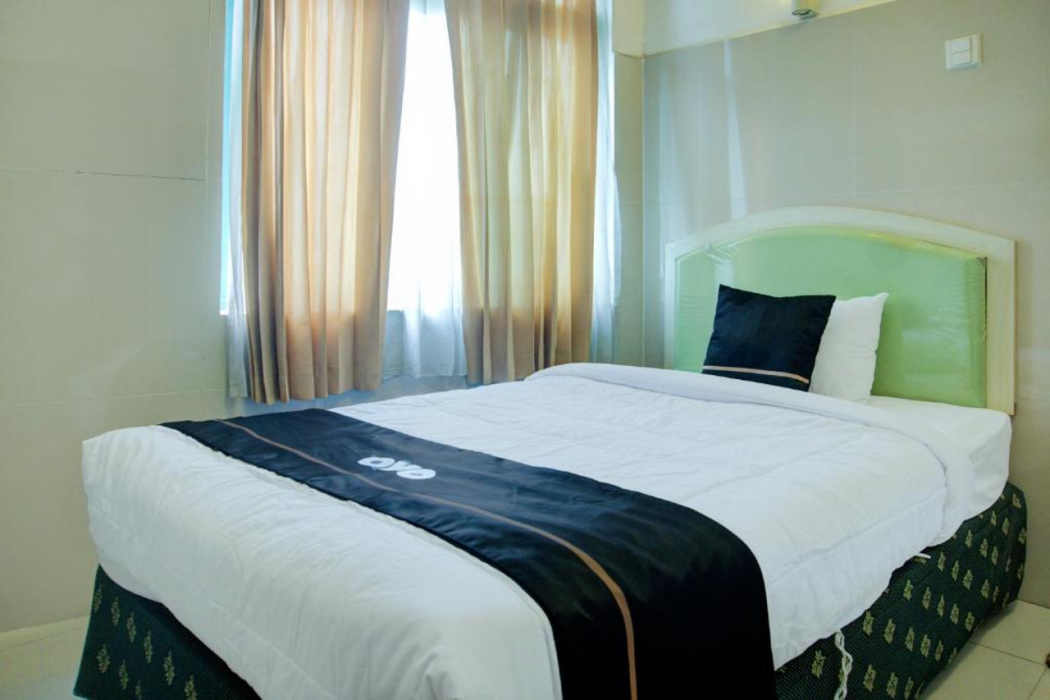 Townhouse Oak Palembang Near Jembatan Ampera Formerly Azzura Hotel 11/32