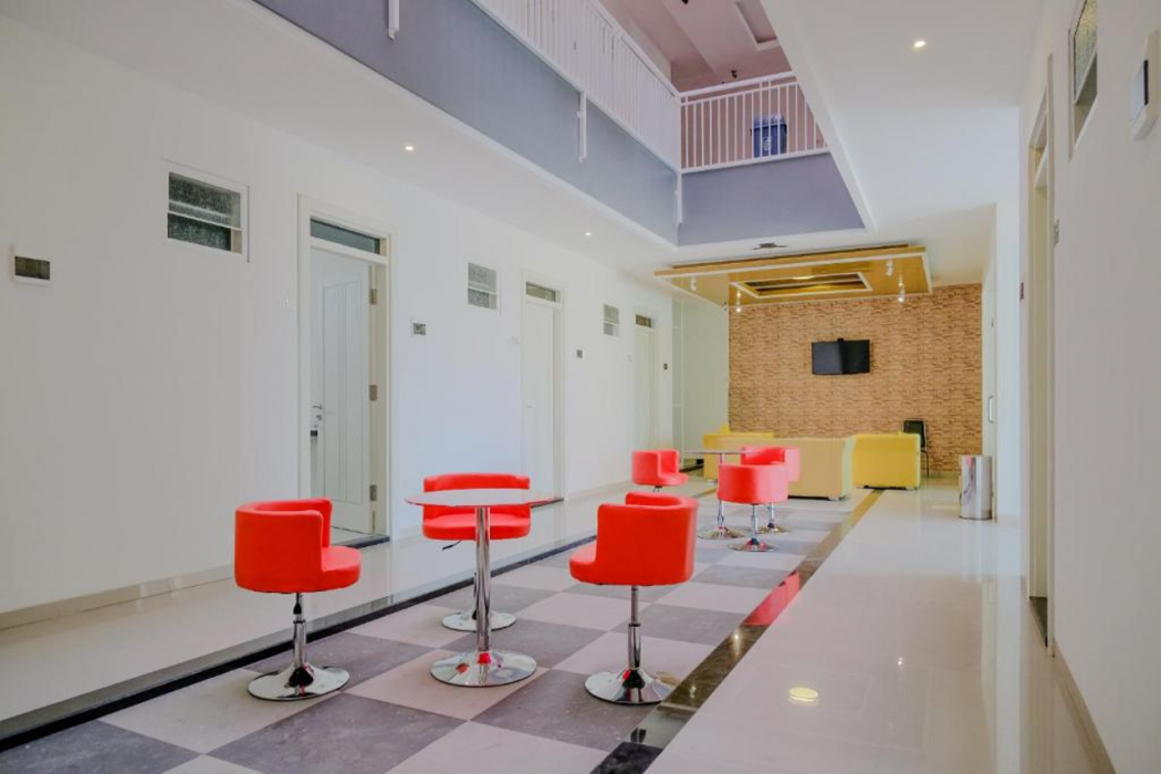Hotel O Universitas Brawijaya Near Mall Dinoyo 11/15
