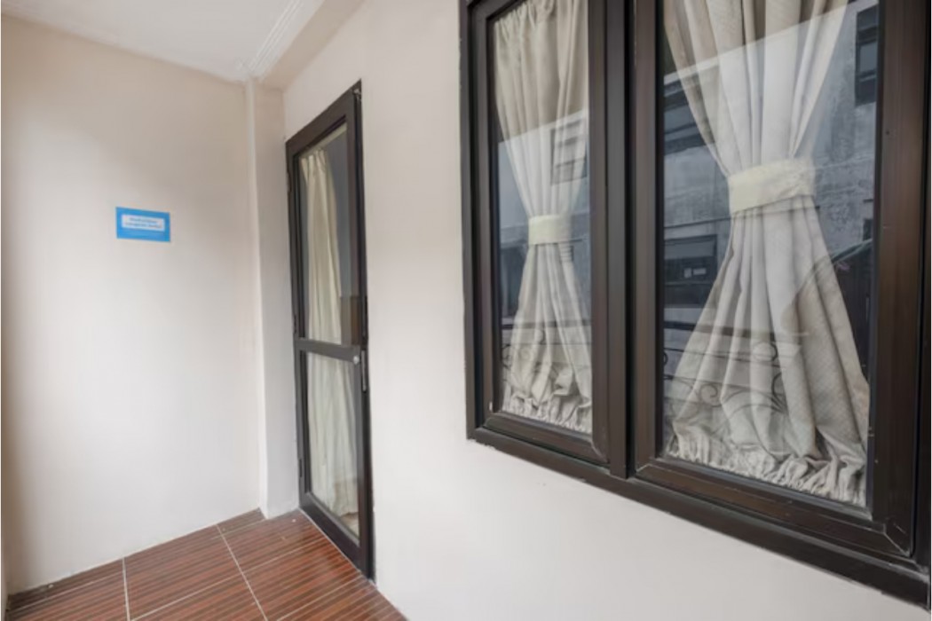 Hotel O Cibubur Near Cibubur Junction Formerly Comfort Residence 24/50
