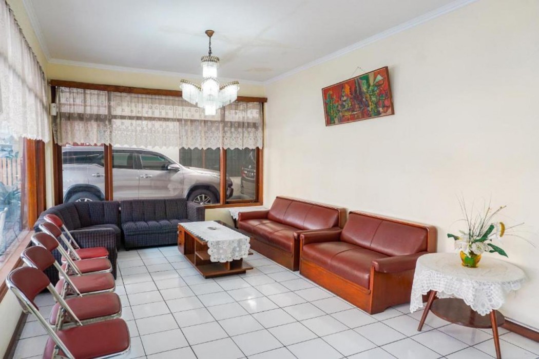 ホテル O クボン・ジュルック グドゥン・サテ近く（旧クルニアホテル） 写真5