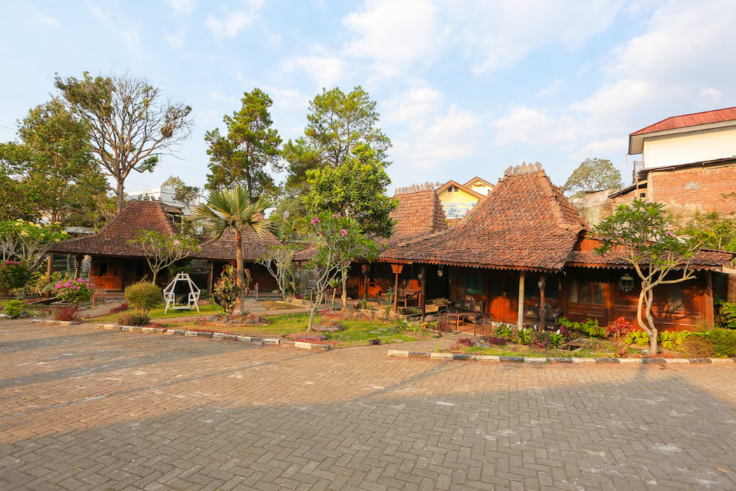 Hotel O Puncak Bogor Near Taman Safari Formerly Alam Hegar 6/50