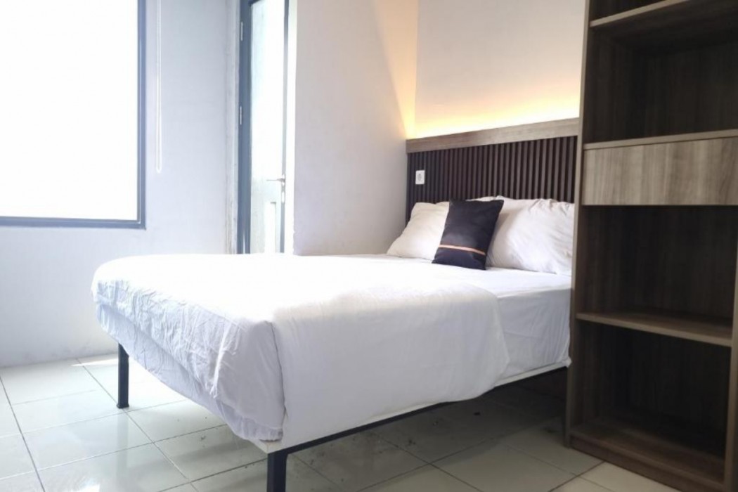 Hotel O cikarang at apartment Riverdale 24/48