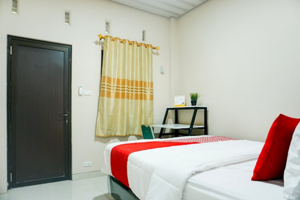 Hotel O Kedaton Near Rumah Sakit Advent Bandar Lampung Formerly Hotel Plain C Lake 11/36