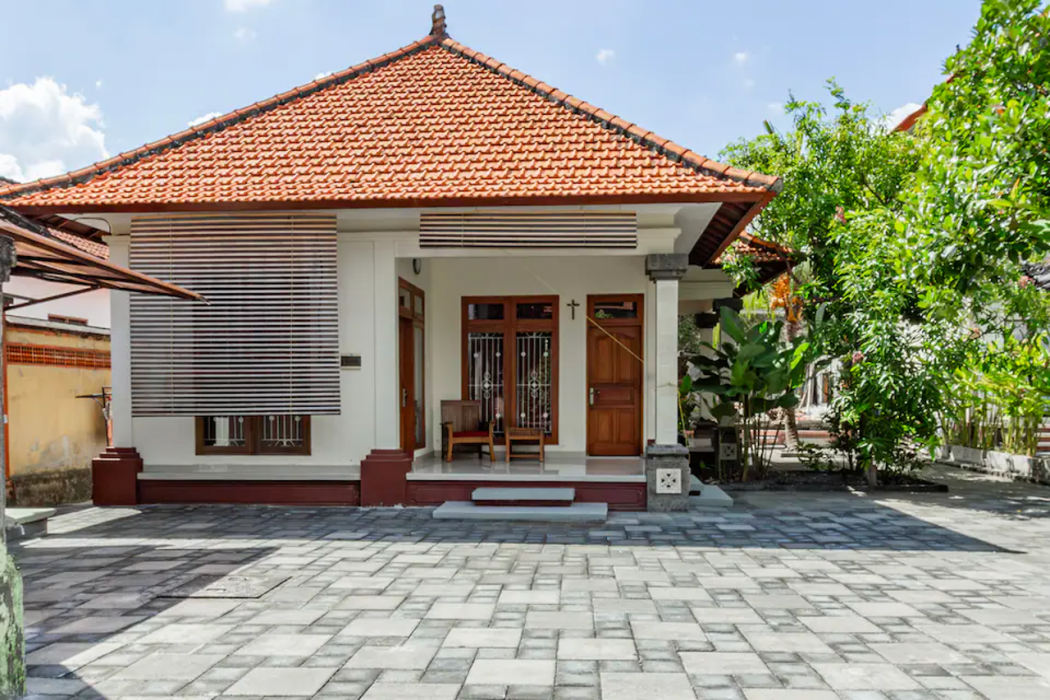 Collection O Near Seminyak Beach Formerly The Kumpi Hotel 10/34