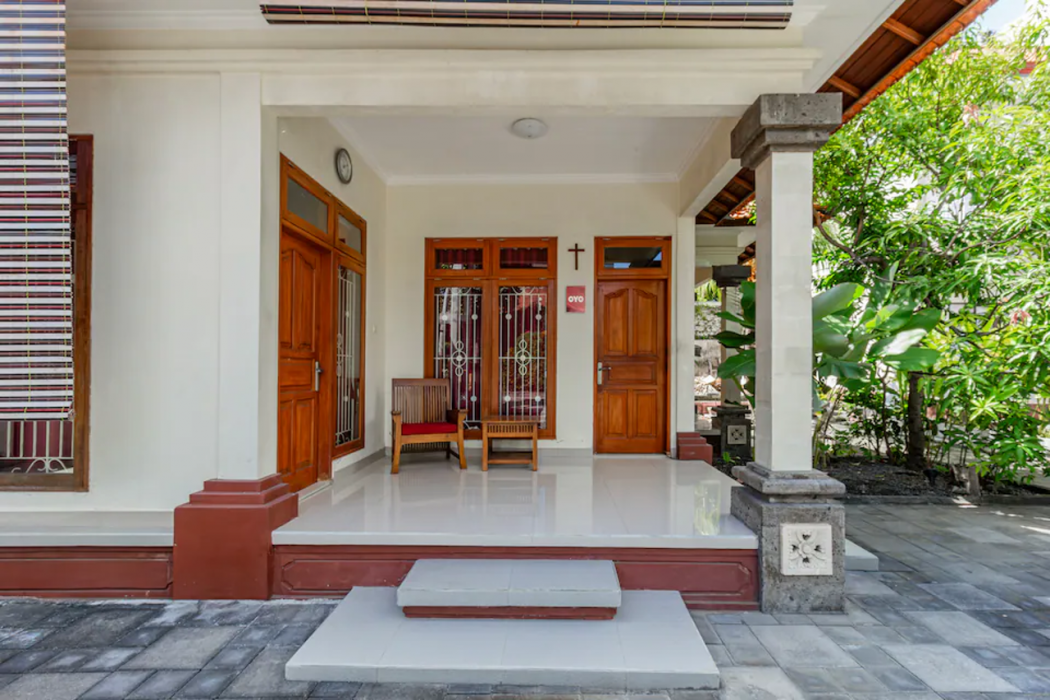 Collection O Near Seminyak Beach Formerly The Kumpi Hotel 13/34