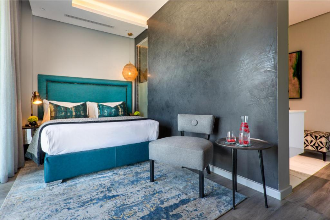 O Two Hotel 1/13