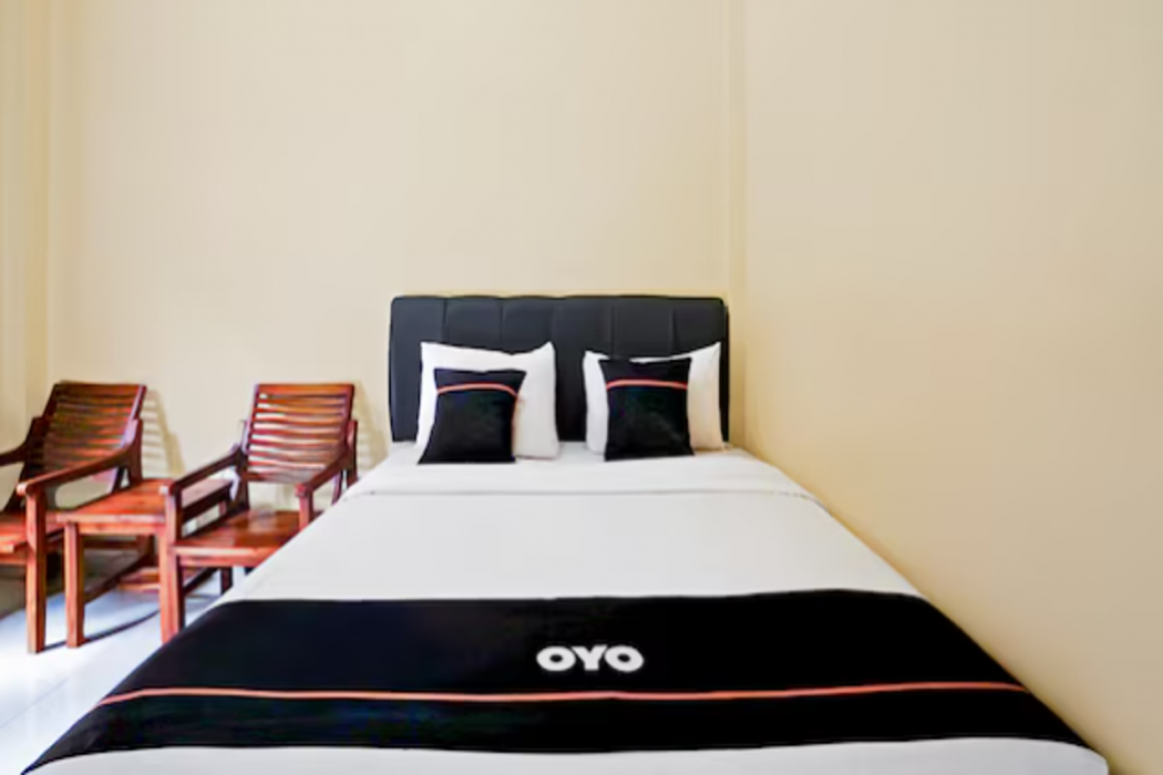 Hotel O Surabaya near Pelangi Park formerly D'best Kutisari 19/40