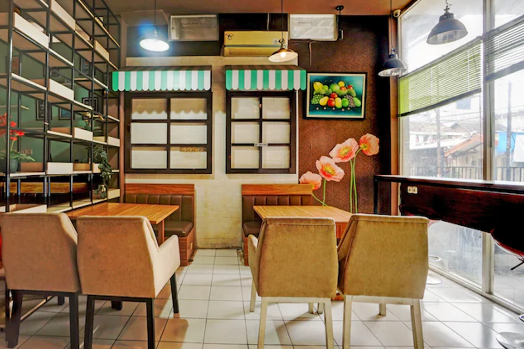 Hotel O Surabaya near Surabaya Town Square formerly Kupang Gunung Residence 41/60