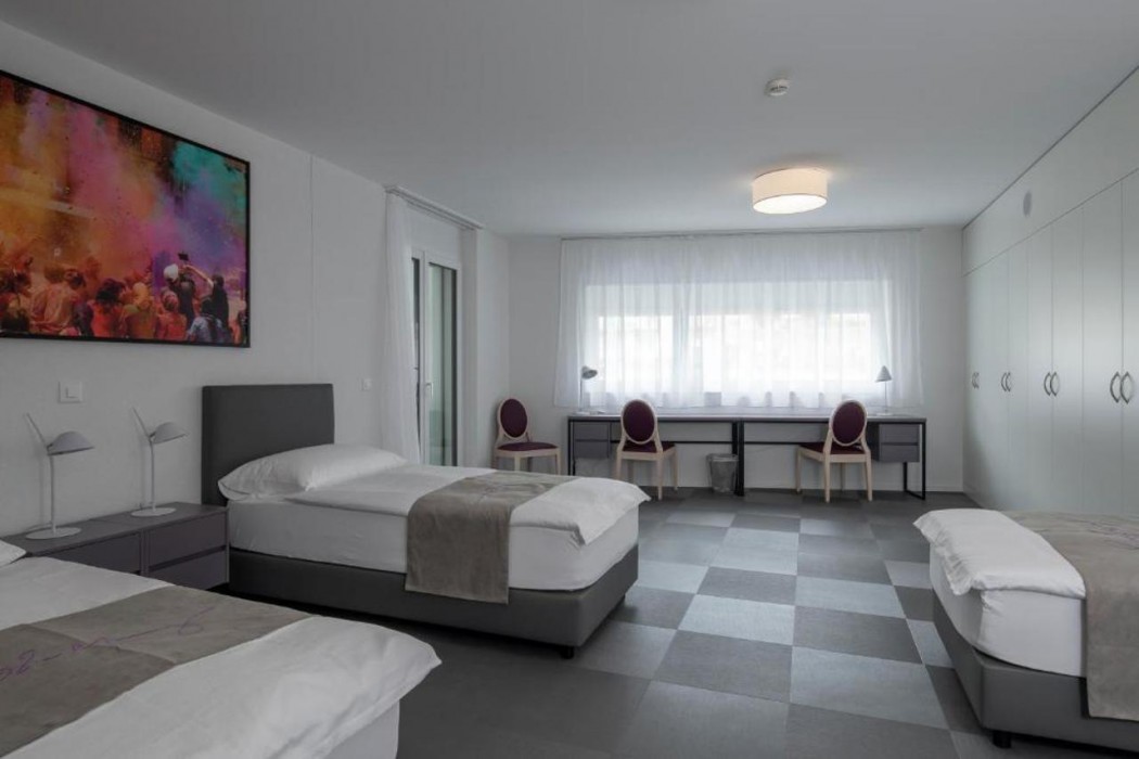 The Freddie Mercury Hotel 31/57